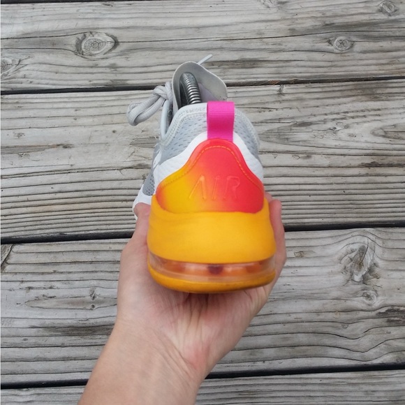 Women Nike Air Max Motion 2 Pure Platinum Fuchsia Running Shoes Sneakers - Picture 7 of 8